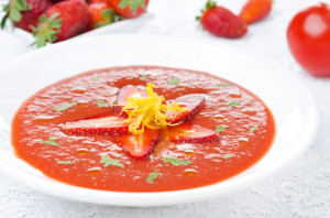 aardbeien-tomaat-gazpacho