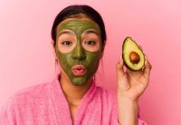 Gezichtsmasker maken van avocado