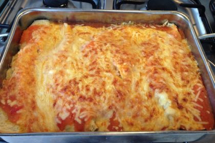 Lasagne gemaakt met pannenkoeken.