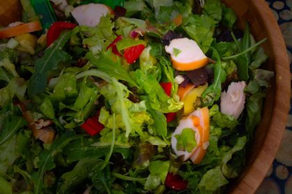goed gevulde maaltijd salade