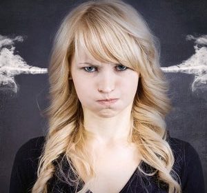 Vrouw met kort lontje