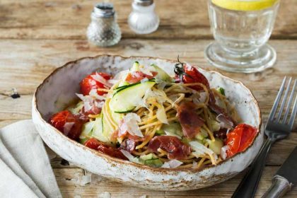 Recept spaghetti met courgette en tomaat
