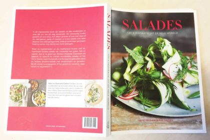 Kookboek met recepten voor salades uit de hele wereld