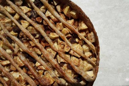 Traditionele, maar gezonde noten-appeltaart