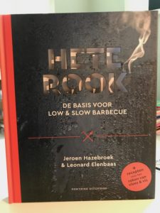 Slowcooking op de BBQ! Kookboek voor de barbecueliefhebber