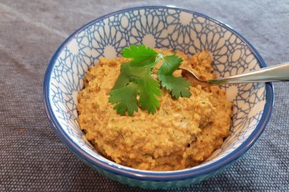 Zelfgemaakte hummus, recept