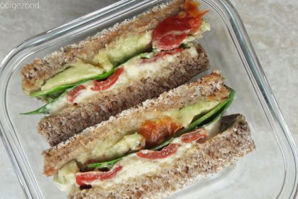 Vegan broodje met gegrilde paprika