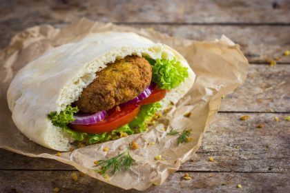 vegetarische falafel burger