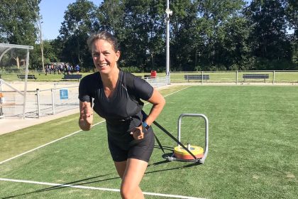 sporten in anodyne shirt - bootcamp