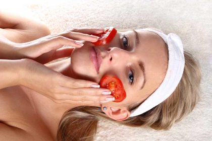 Gezichtsmaskers en huidverzorging zelf maken met groenten en fruit