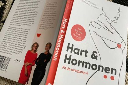 Boek voor vrouwen over de overgang en hartklachten