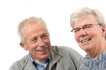 Tips van oudere en gelukkige stellen voor je eigen relatie.