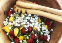 Recept voor superlekkere salade met gegrilde groenten en geitenkaas.