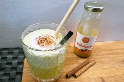 Hoe maak je een kurkuma latte? Recept kurkuma met warme melk