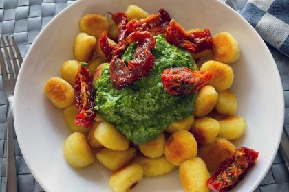 Hoe maak je een gezonde gnocchi met lekkere pestosaus?