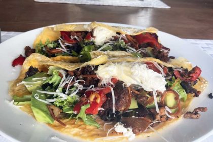 Zelf glutenvrije wraps maken met een heerlijke en voedzame vulling.
