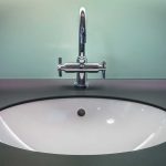Badkamer zonder kalkaanslag, waarom is een waterontharder goed voor je gezondheid?
