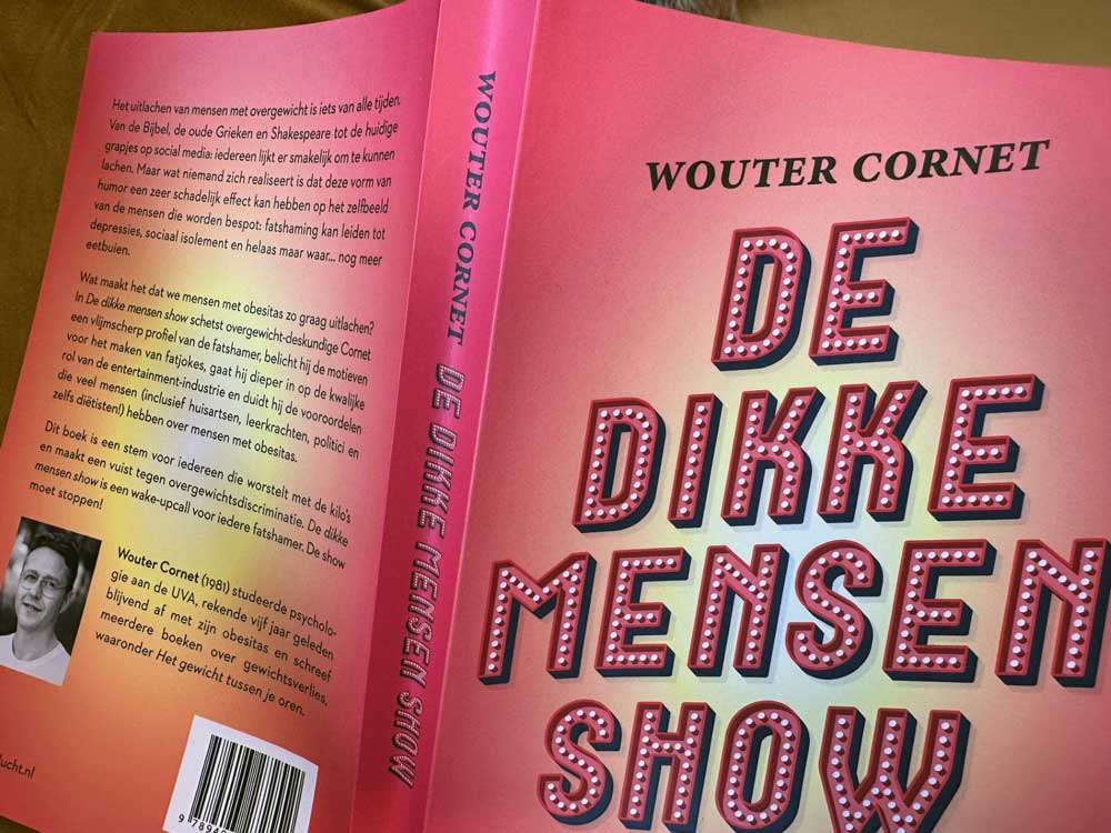 Boek over fatshaming. Review De Dikke Mensenshow van Wouter Cornet